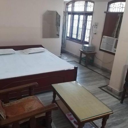 Hotel Krishan Kanhiya Jaunpur Exterior photo