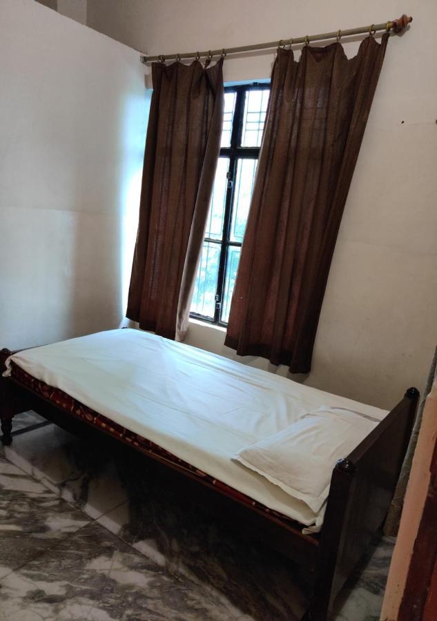 Hotel Krishan Kanhiya Jaunpur Exterior photo