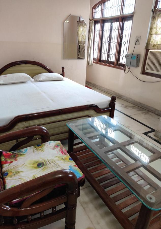 Hotel Krishan Kanhiya Jaunpur Exterior photo
